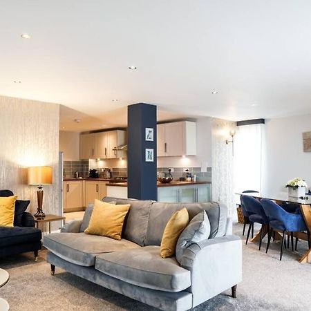 Beautiful 3 Bedroom Apartment By The Sea Newquay  Bagian luar foto