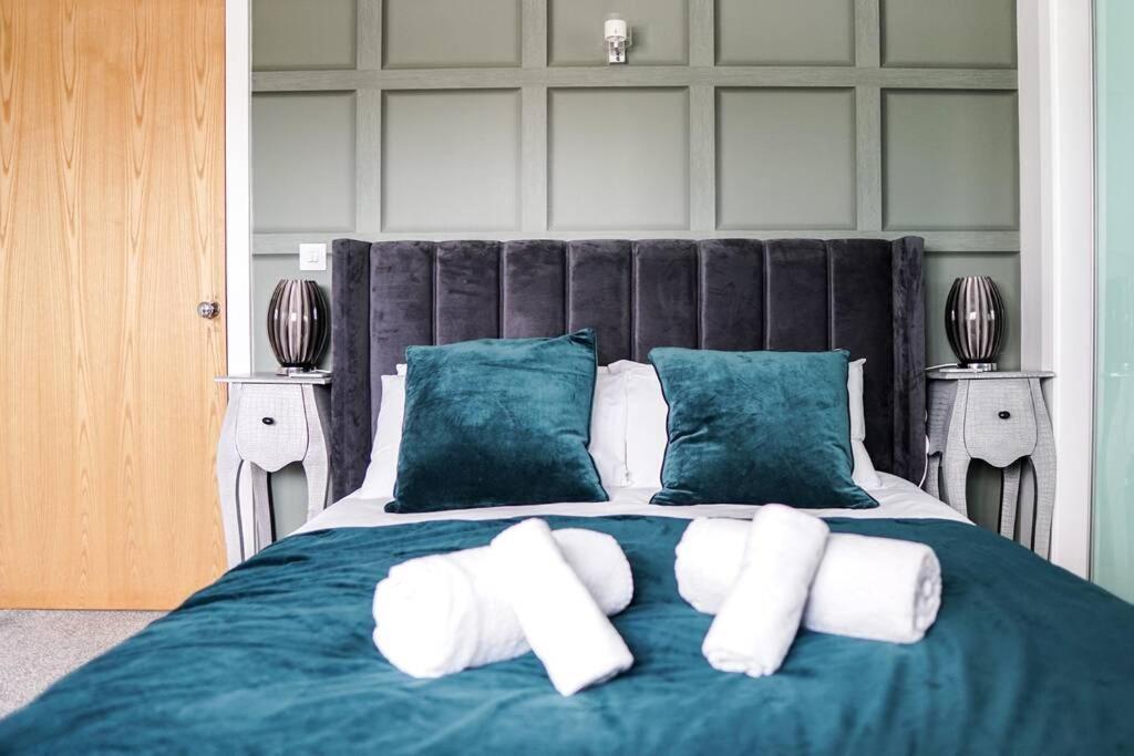Beautiful 3 Bedroom Apartment By The Sea Newquay  Bagian luar foto
