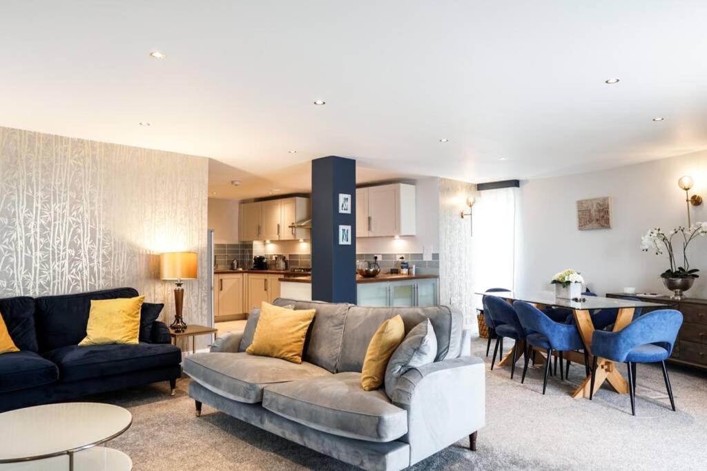 Beautiful 3 Bedroom Apartment By The Sea Newquay  Bagian luar foto