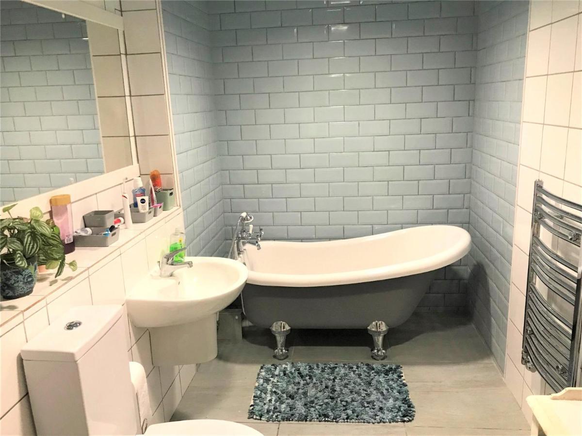 Beautiful 3 Bedroom Apartment By The Sea Newquay  Bagian luar foto